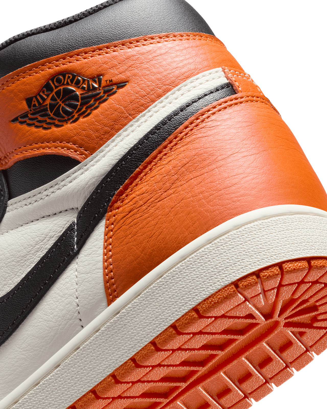 Air Jordan 1 High シャタバ　AIRFORCE1 2足 名作カラー シャタバを彷彿とさせる新作エアジョーダン1ハイが